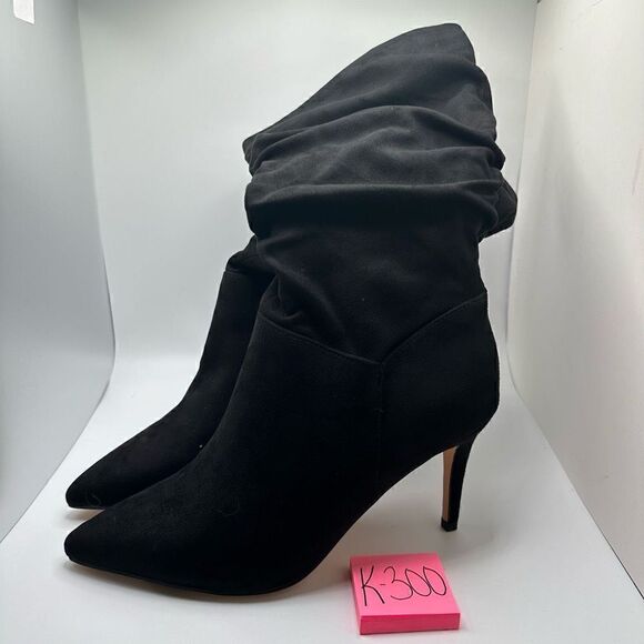 CUSHIONAIRE Women's scrunch heel boot with +Memory Foam 8.5 WIDE BLACK - Picture 3 of 7